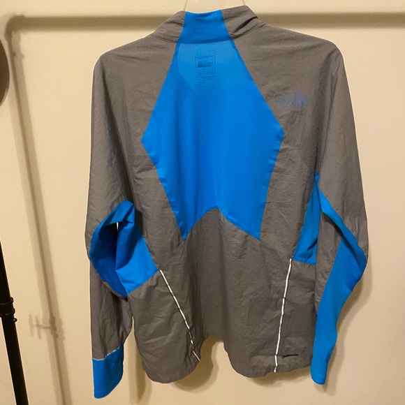 Running jacket - Picture 2 of 3